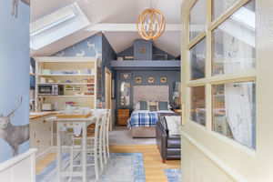 Photo 22- click for photo gallery